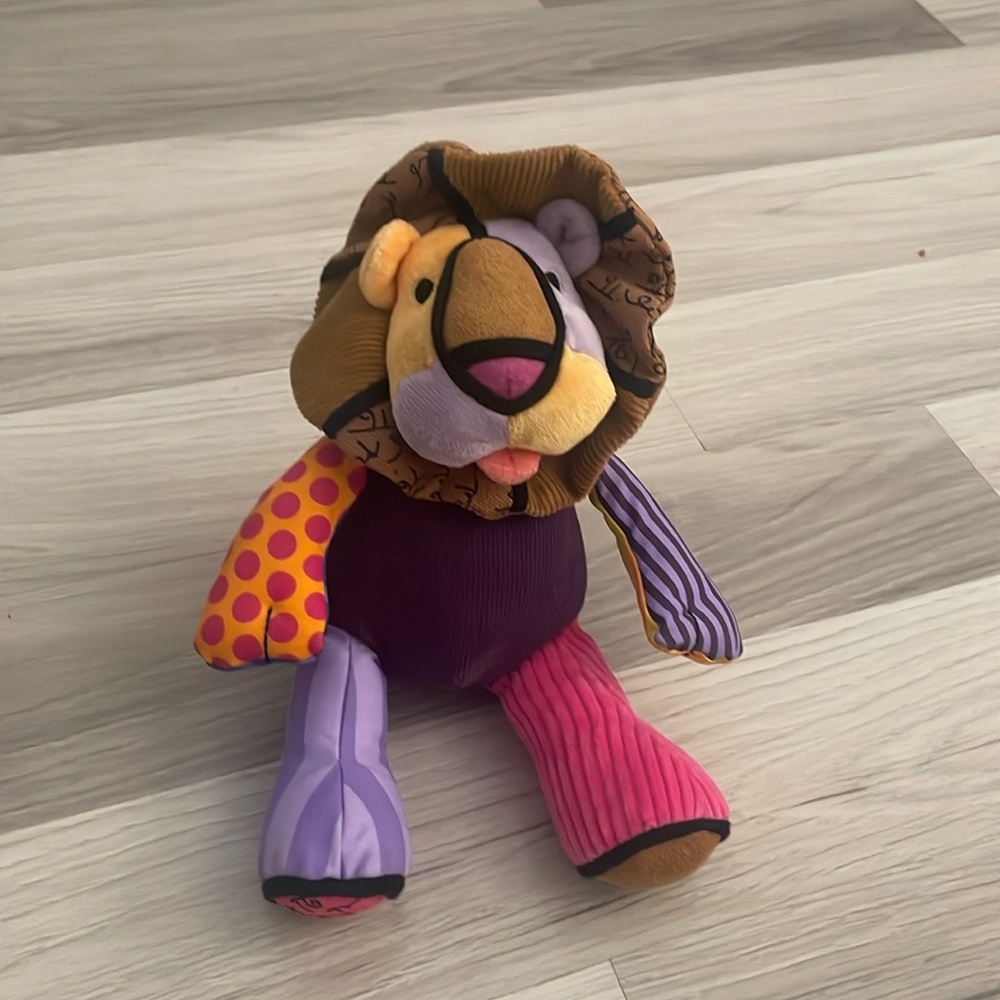 New-
Britto PopPlush Leonardo Lion Colorful Enesco 2010 Plush